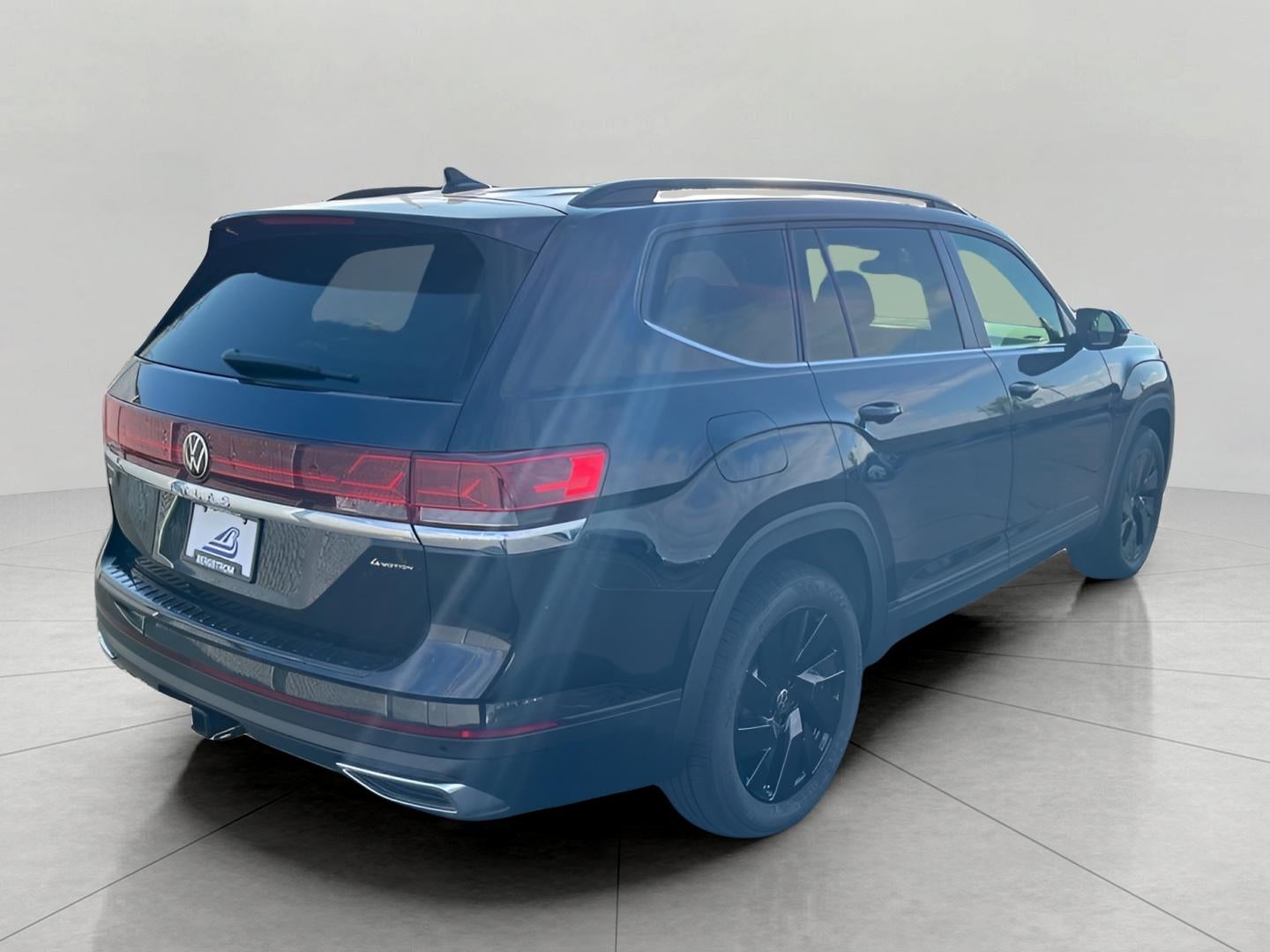 2026 Volkswagen Atlas 2.0T SE w/Technology 4MOTION