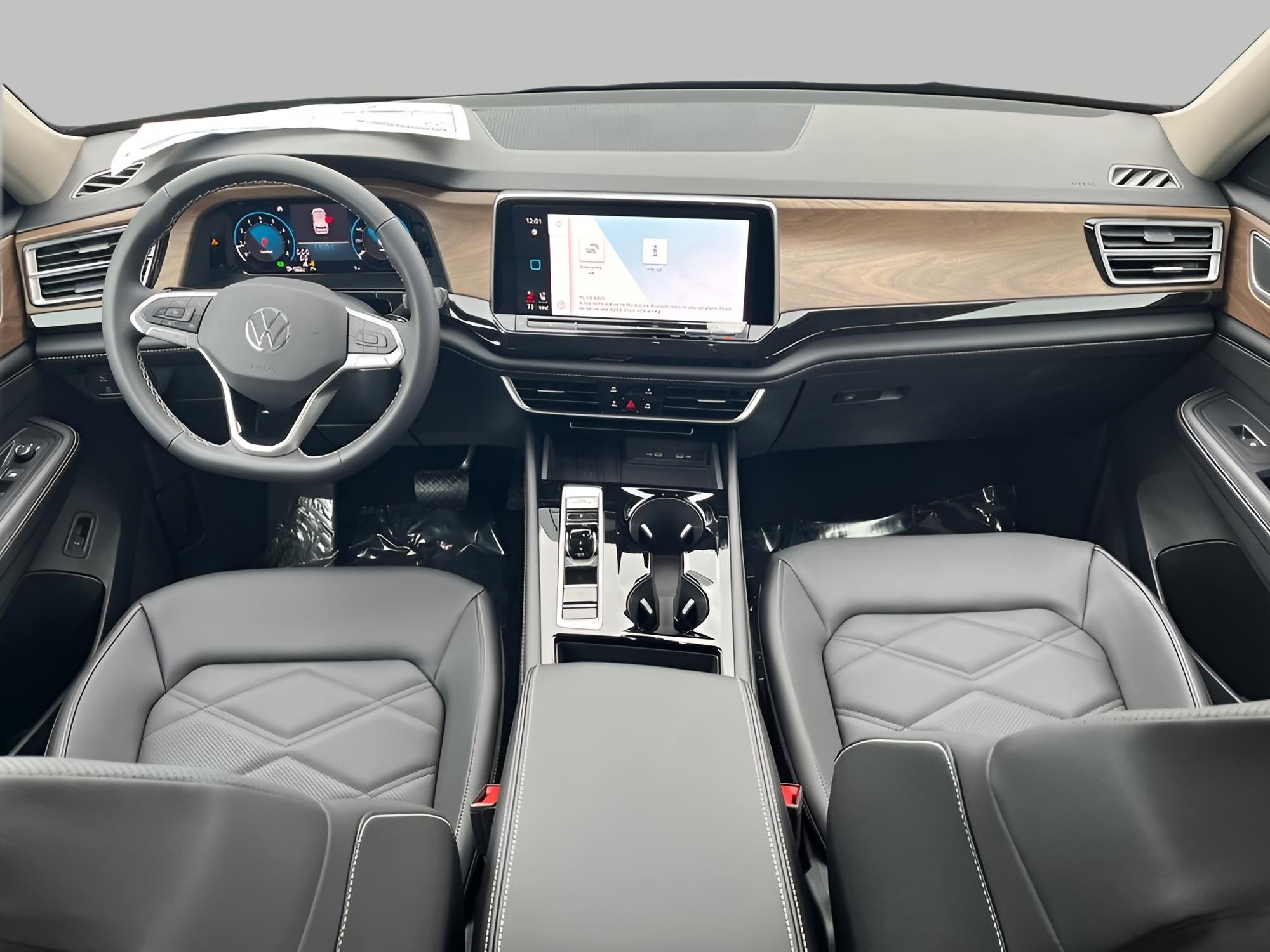 2026 Volkswagen Atlas 2.0T SE w/Technology 4MOTION