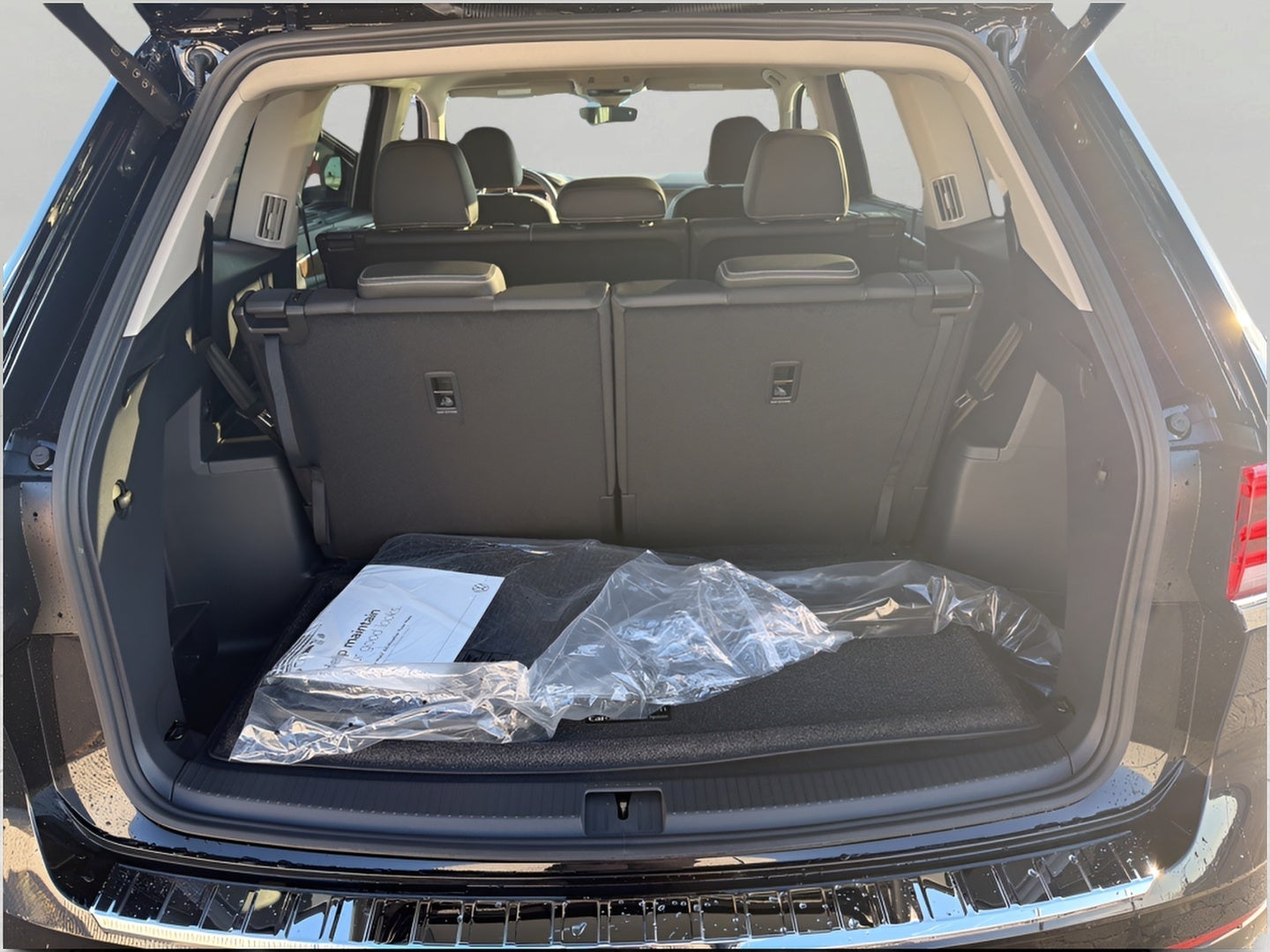 2026 Volkswagen Atlas 2.0T SE w/Technology 4MOTION