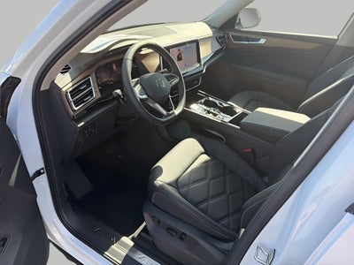 2026 Volkswagen Atlas 2.0T SE w/Technology 4MOTION