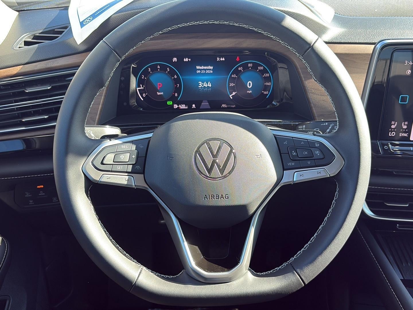 2026 Volkswagen Atlas 2.0T SE w/Technology 4MOTION