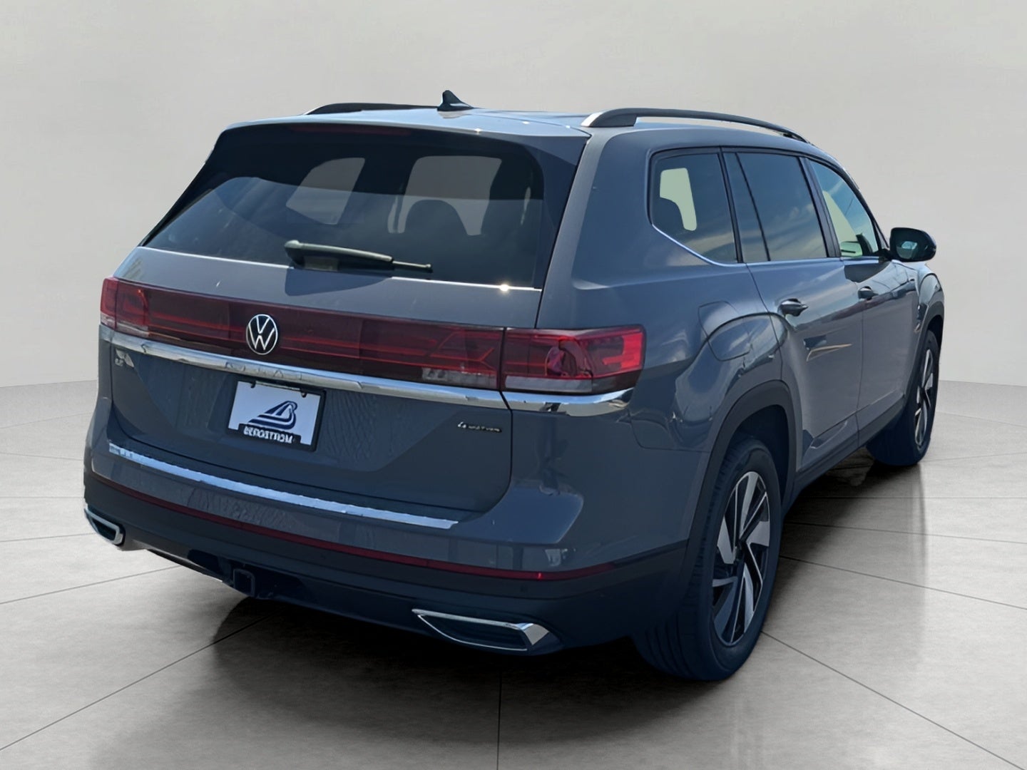 2026 Volkswagen Atlas 2.0T SE w/Technology 4MOTION