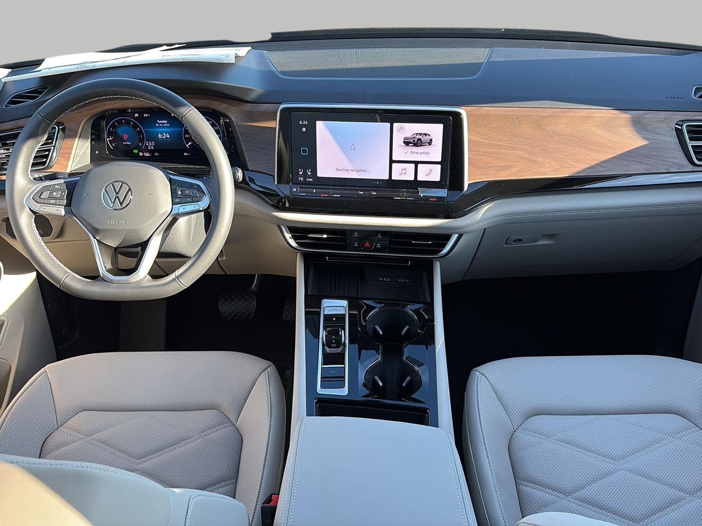2026 Volkswagen Atlas 2.0T SE w/Technology 4MOTION