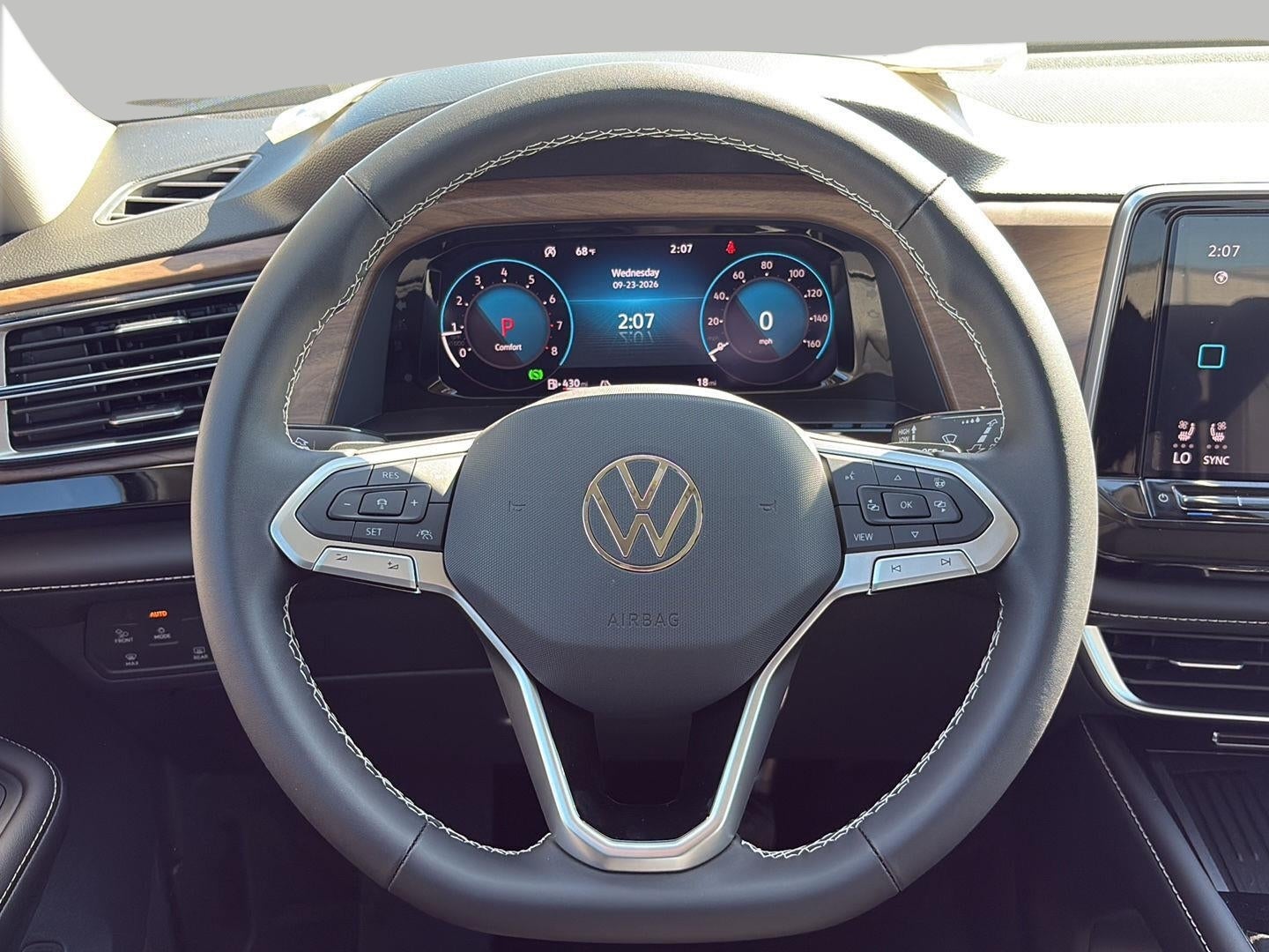 2026 Volkswagen Atlas 2.0T SE w/Technology 4MOTION