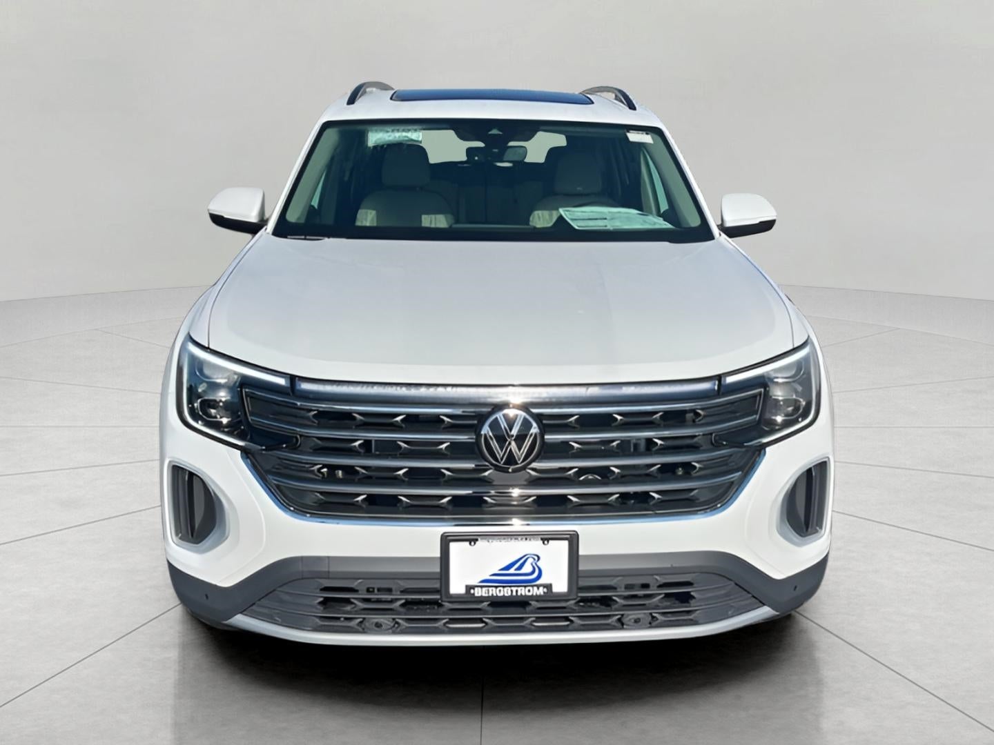 2026 Volkswagen Atlas 2.0T SE w/Technology 4MOTION