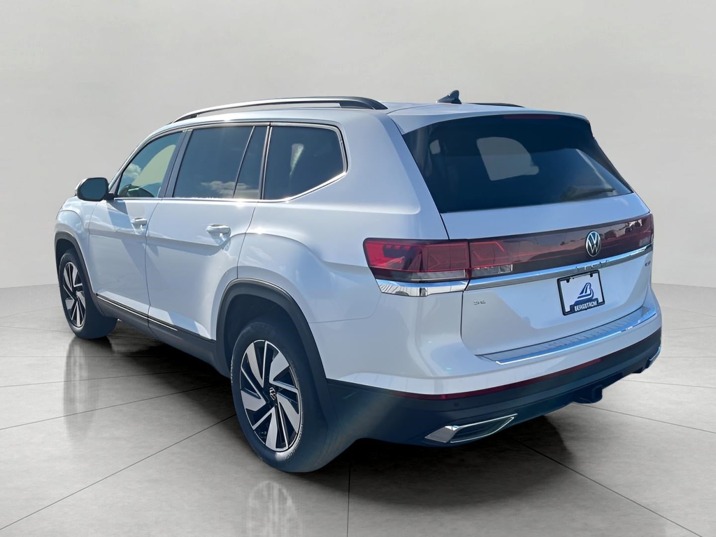 2026 Volkswagen Atlas 2.0T SE w/Technology 4MOTION