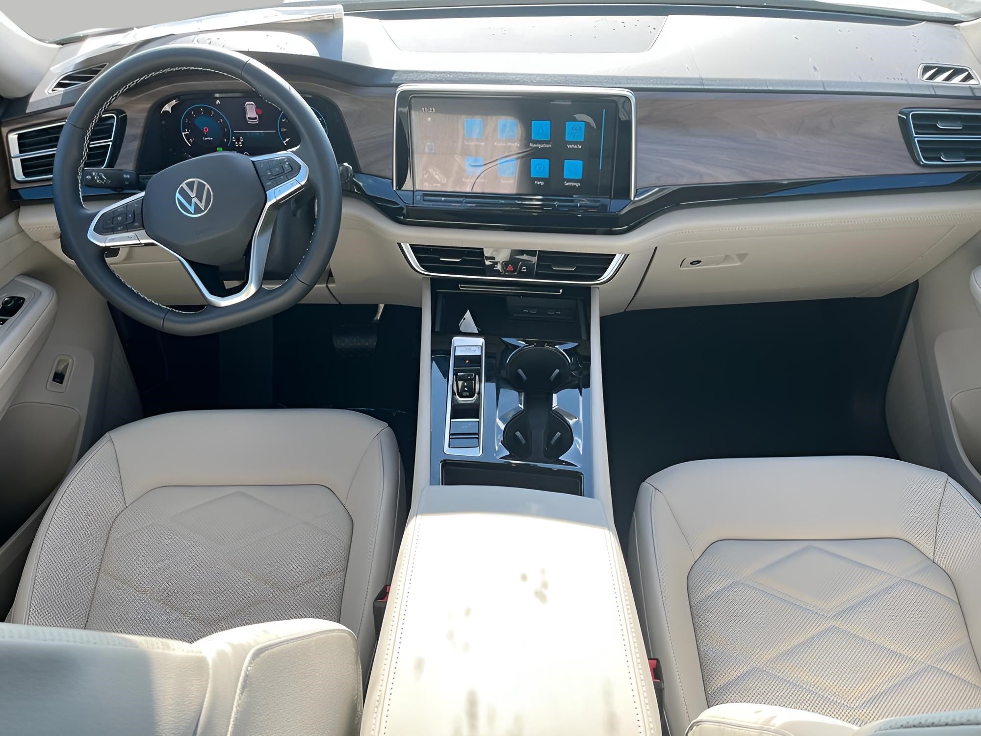 2026 Volkswagen Atlas 2.0T SE w/Technology 4MOTION