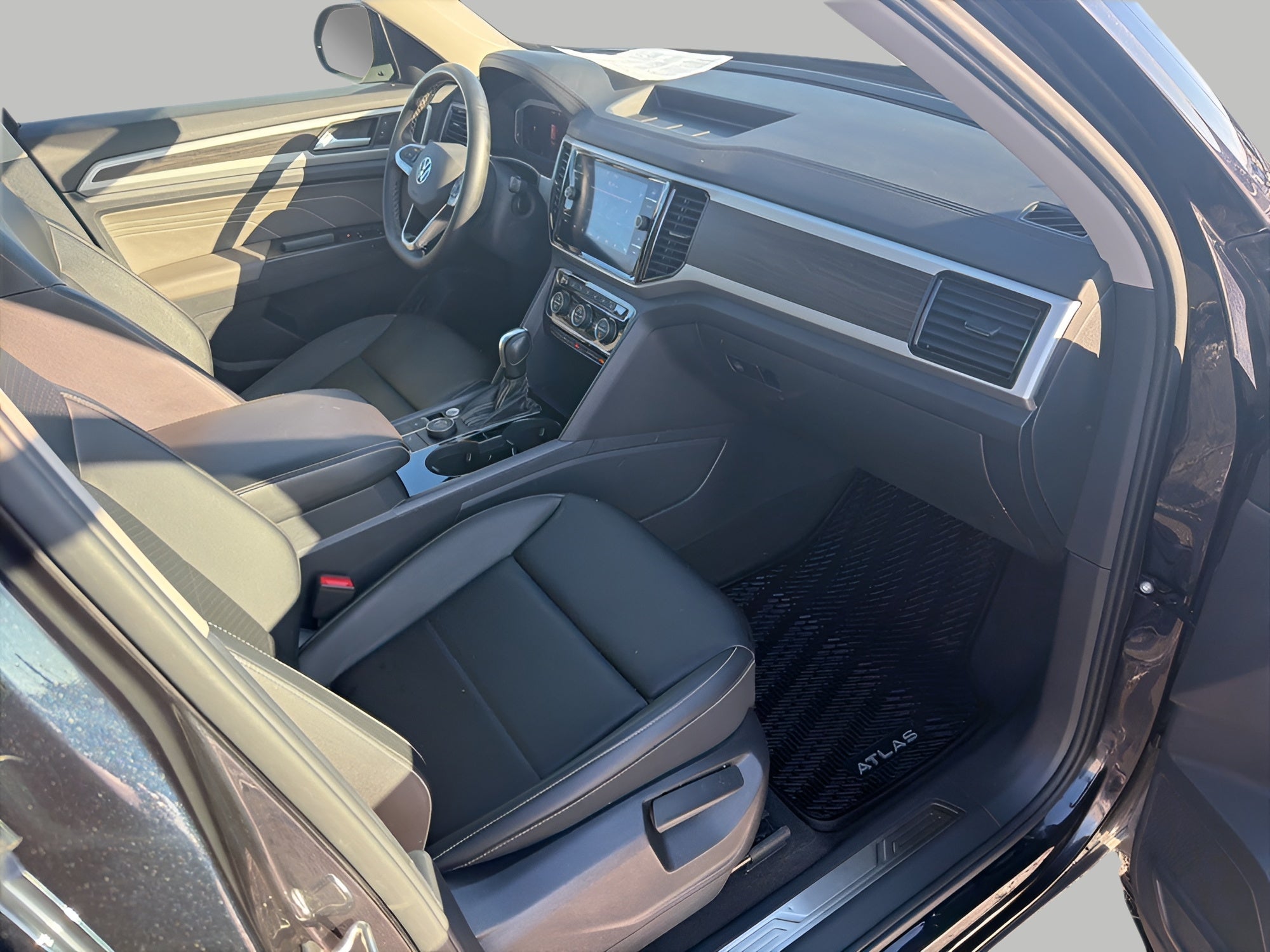 2023 Volkswagen Atlas 3.6L V6 SE w/Technology 4MOTION