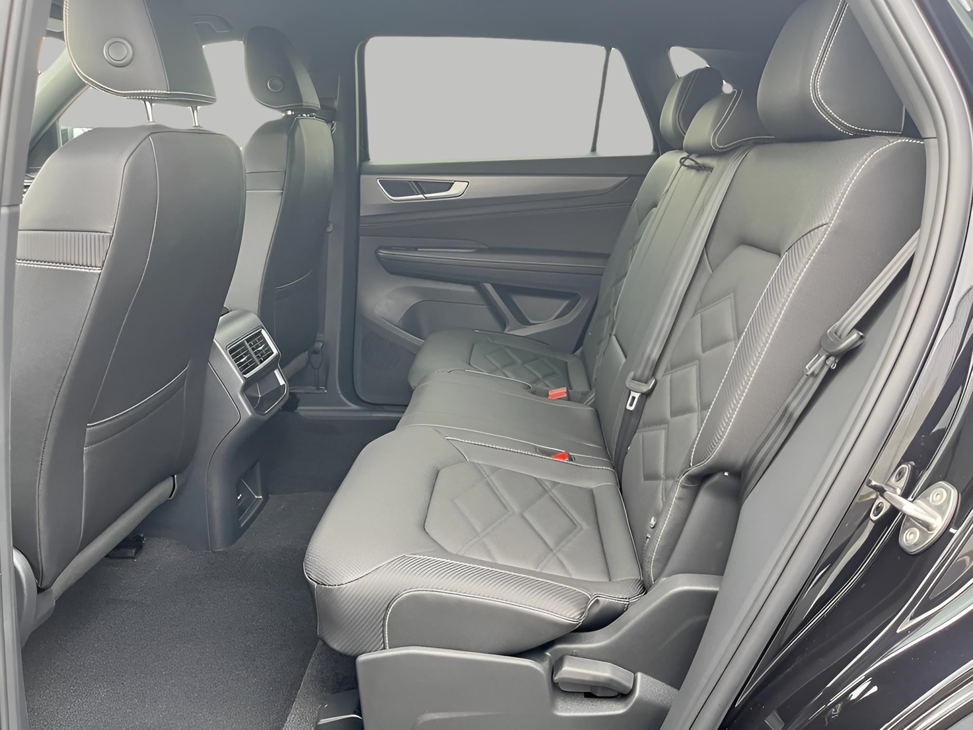 2026 Volkswagen Atlas Cross Sport 2.0T SE 4MOTION