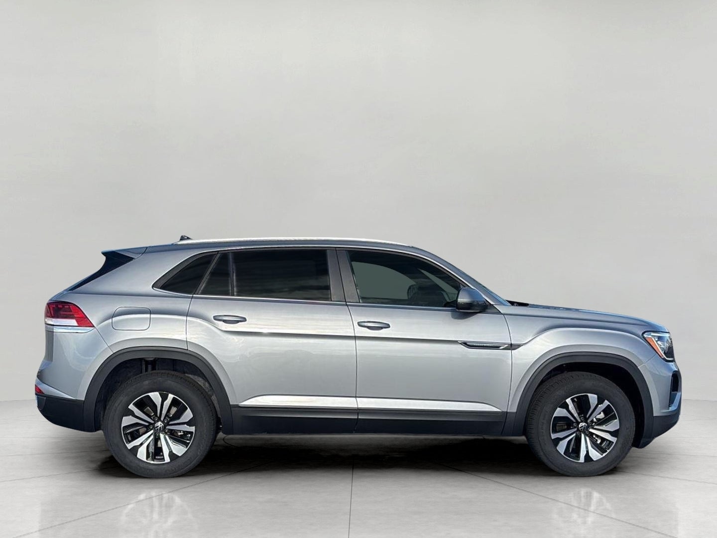 2026 Volkswagen Atlas Cross Sport 2.0T SE 4MOTION
