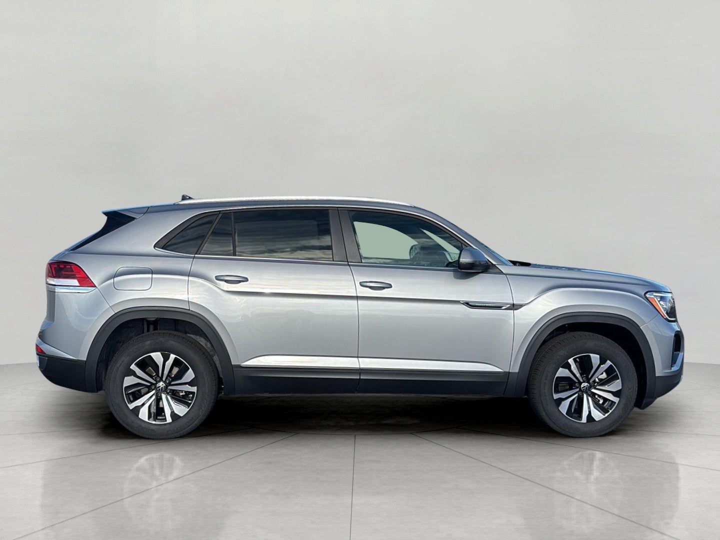 2026 Volkswagen Atlas Cross Sport 2.0T SE 4MOTION
