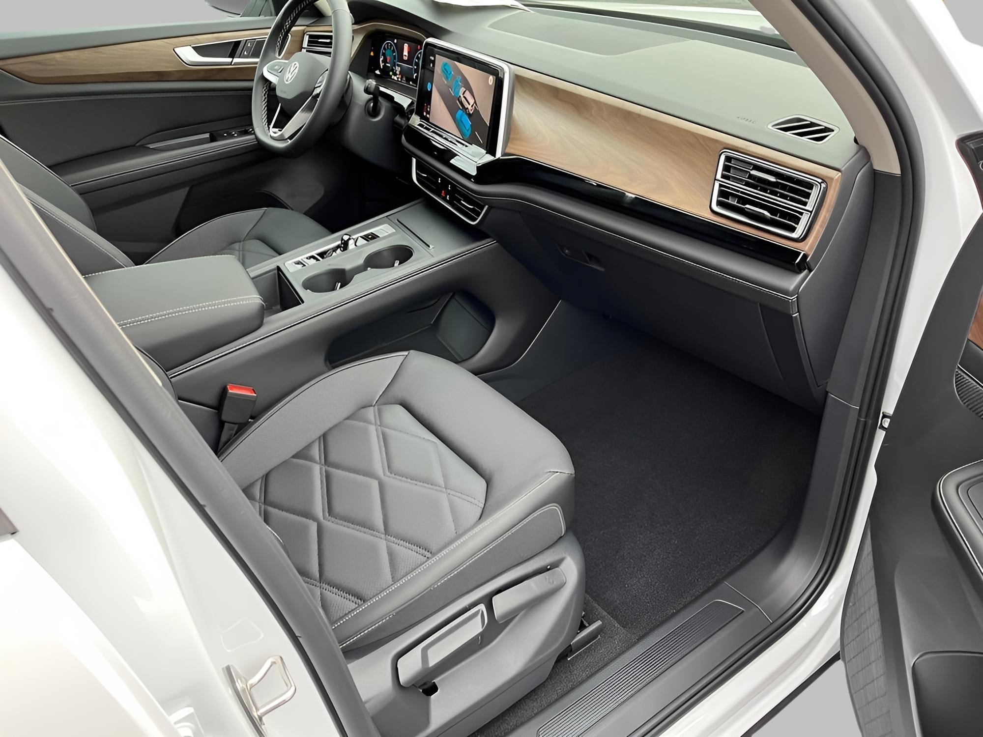 2026 Volkswagen Atlas 2.0T SE 4MOTION