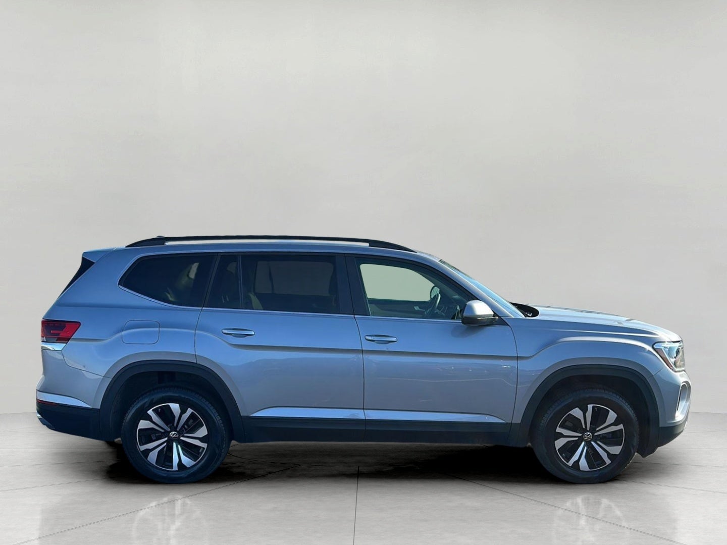 2024 Volkswagen Atlas 2.0T SE 4MOTION