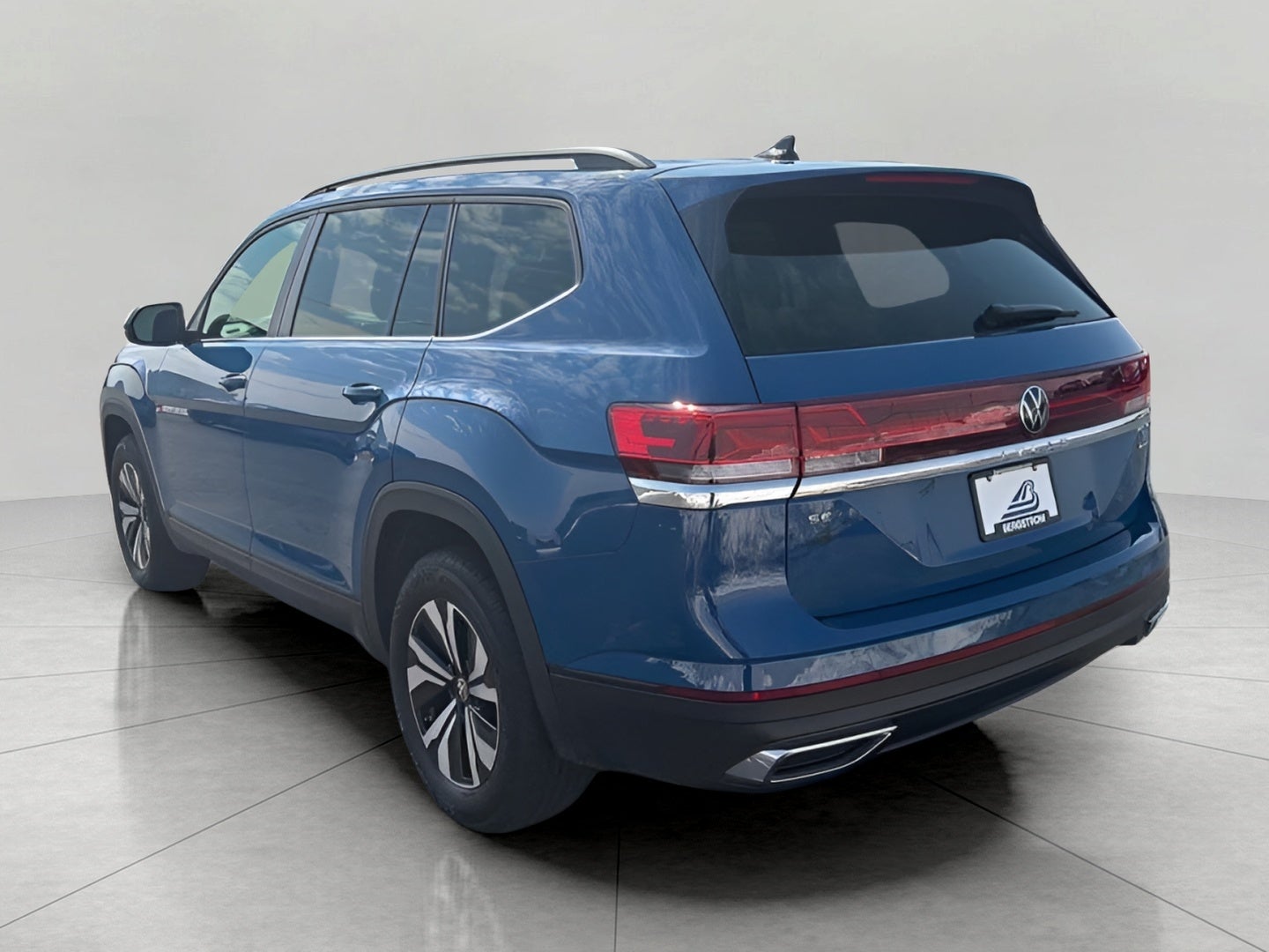 2025 Volkswagen Atlas 2.0T SE 4MOTION