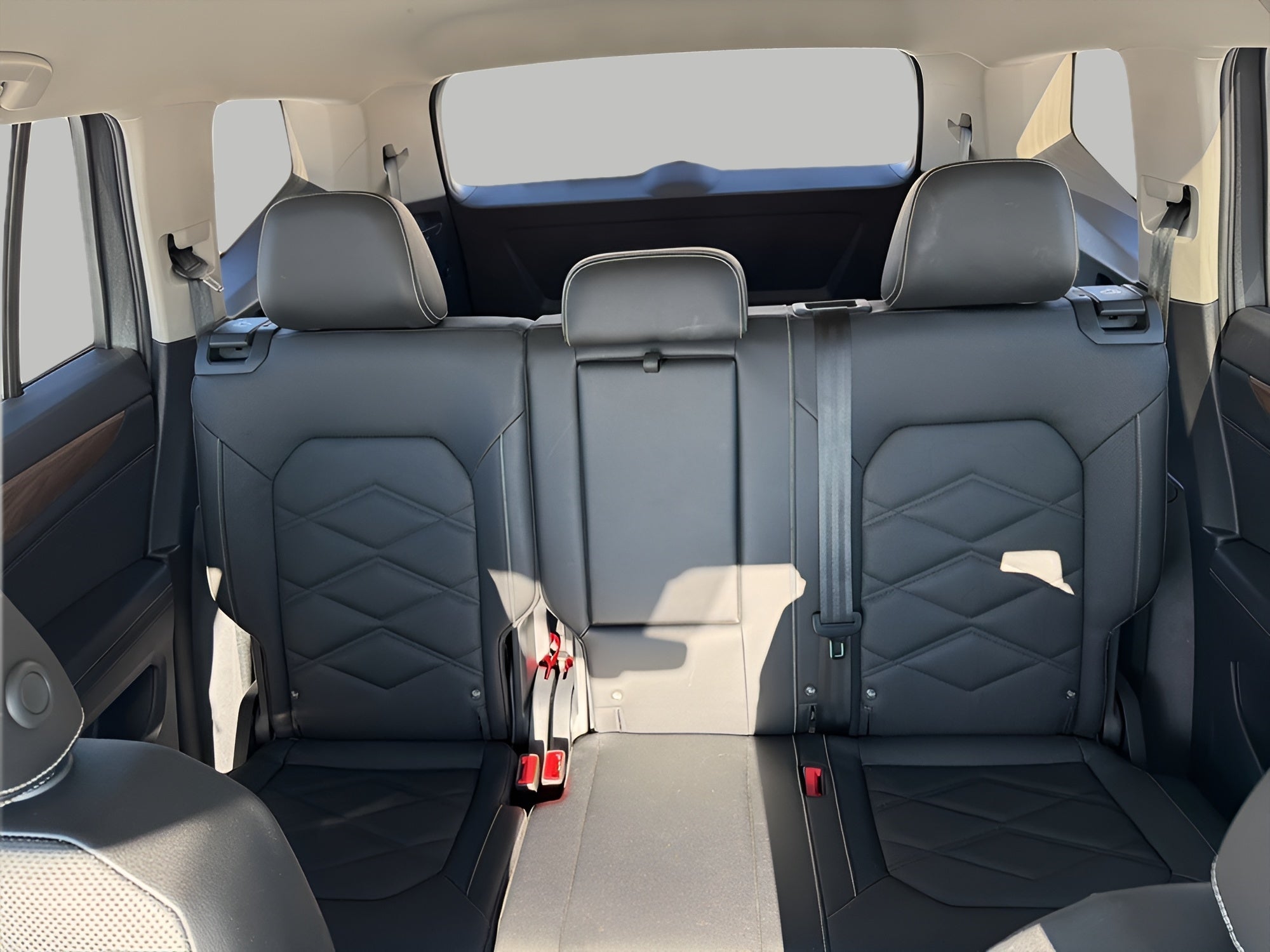 2025 Volkswagen Atlas 2.0T SE 4MOTION