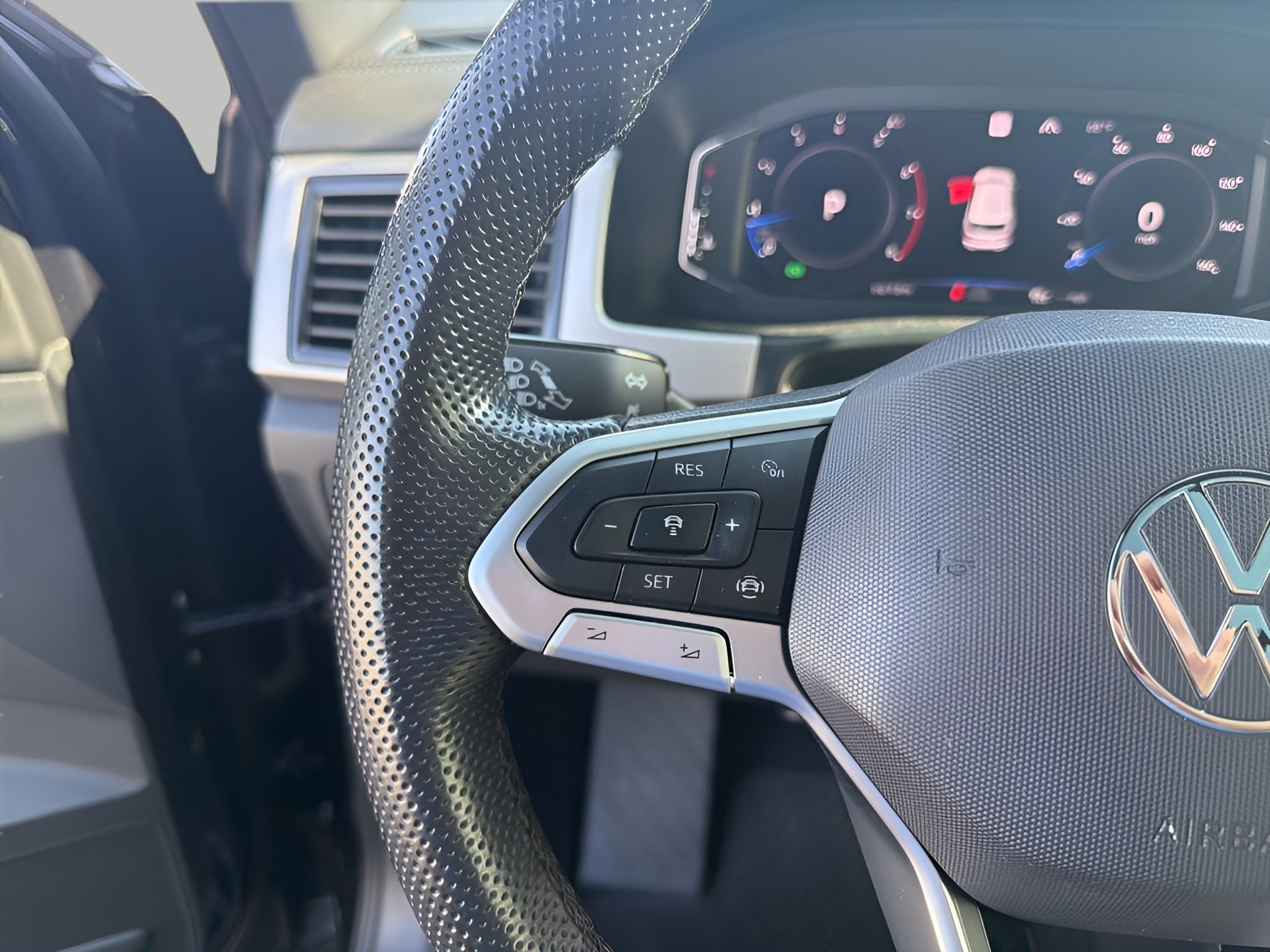 2020 Volkswagen Atlas Cross Sport 3.6L V6 SEL R-Line 4MOTION