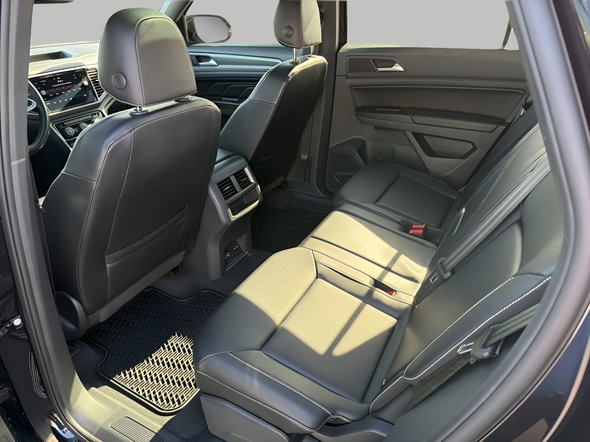 2020 Volkswagen Atlas Cross Sport 3.6L V6 SEL R-Line 4MOTION
