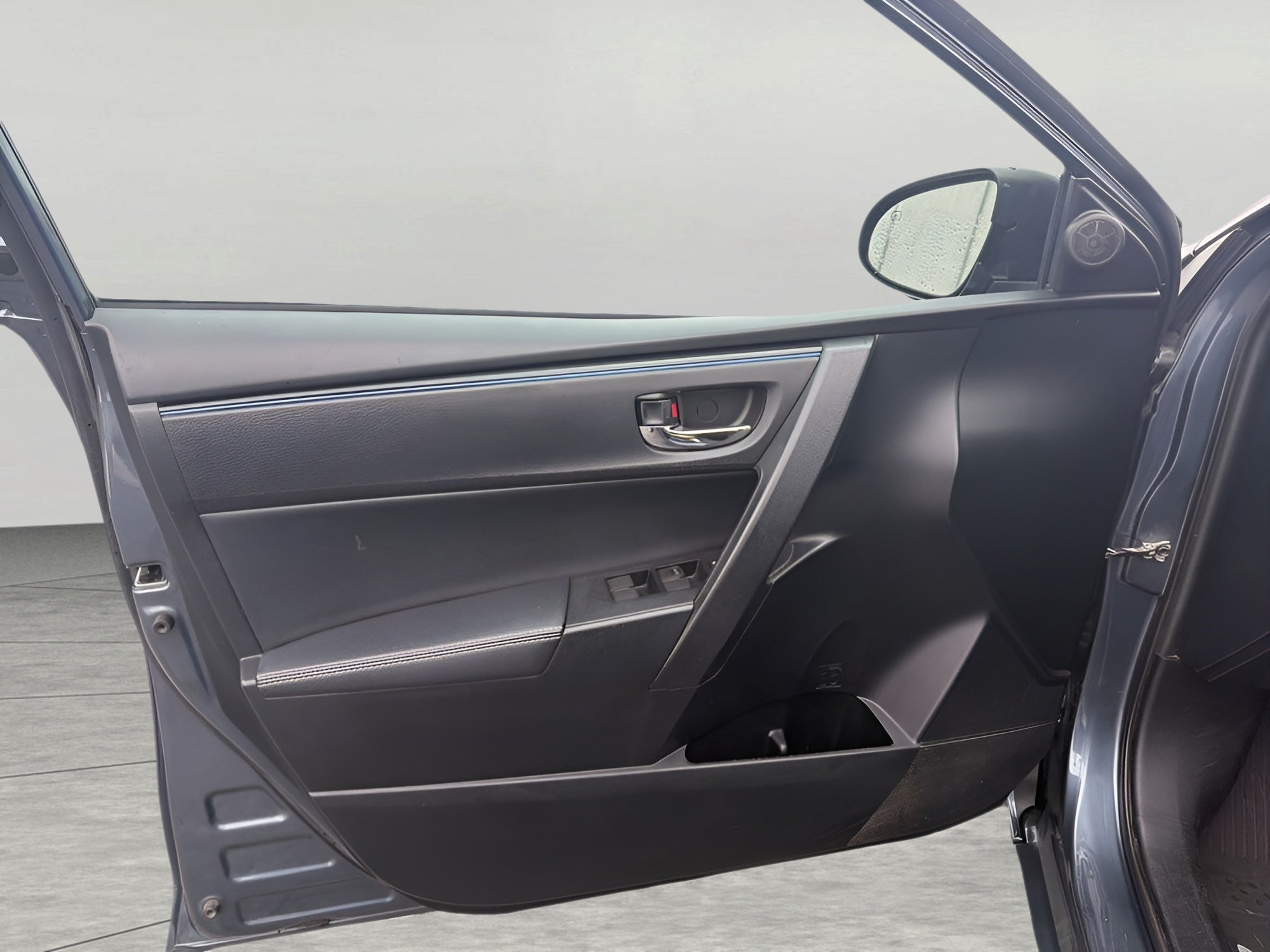 2018 Toyota Corolla SE CVT