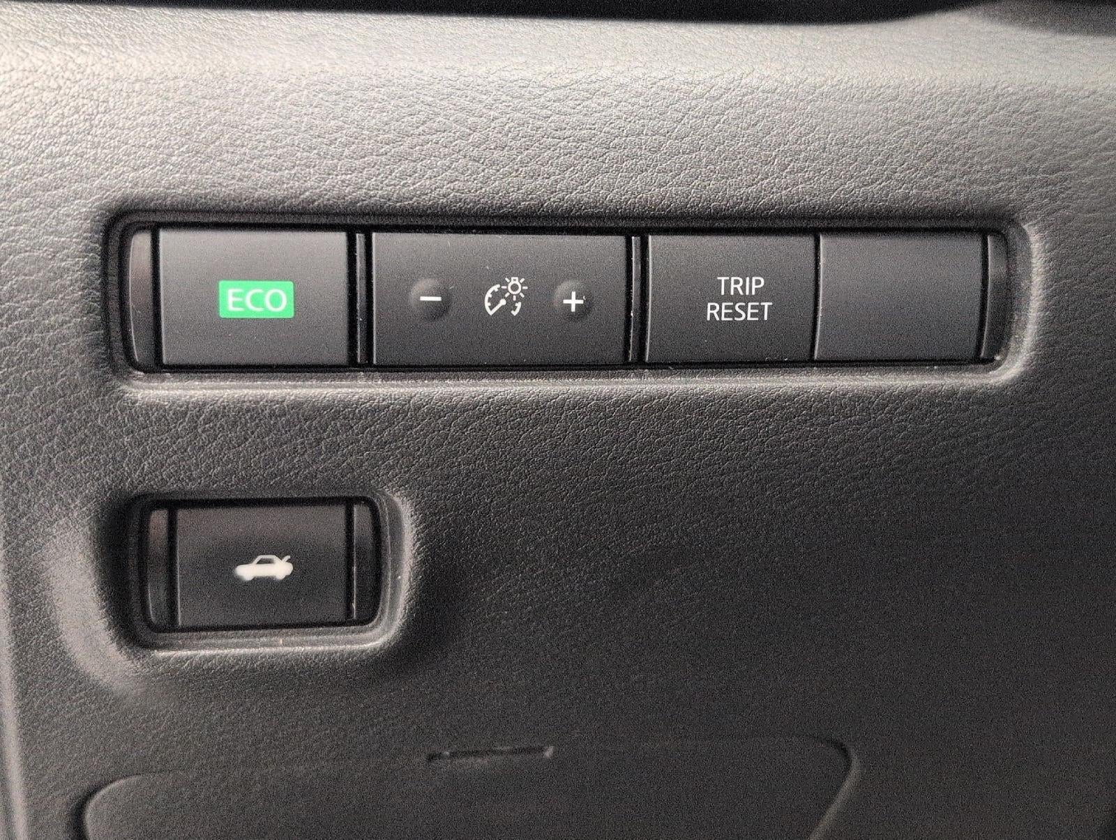 2024 Nissan Sentra SV CVT