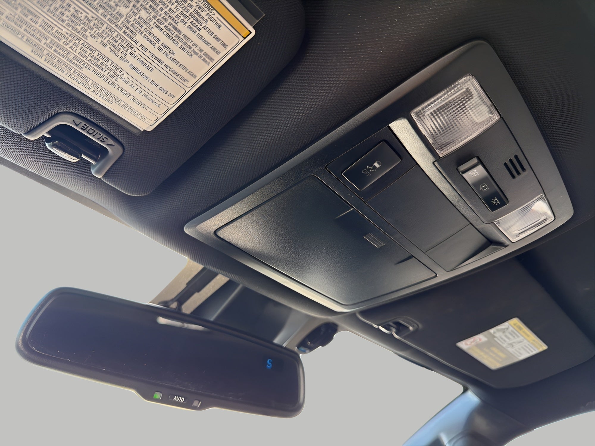 2018 Toyota TACOMA CREW CAB PICKUP - SHORT BED