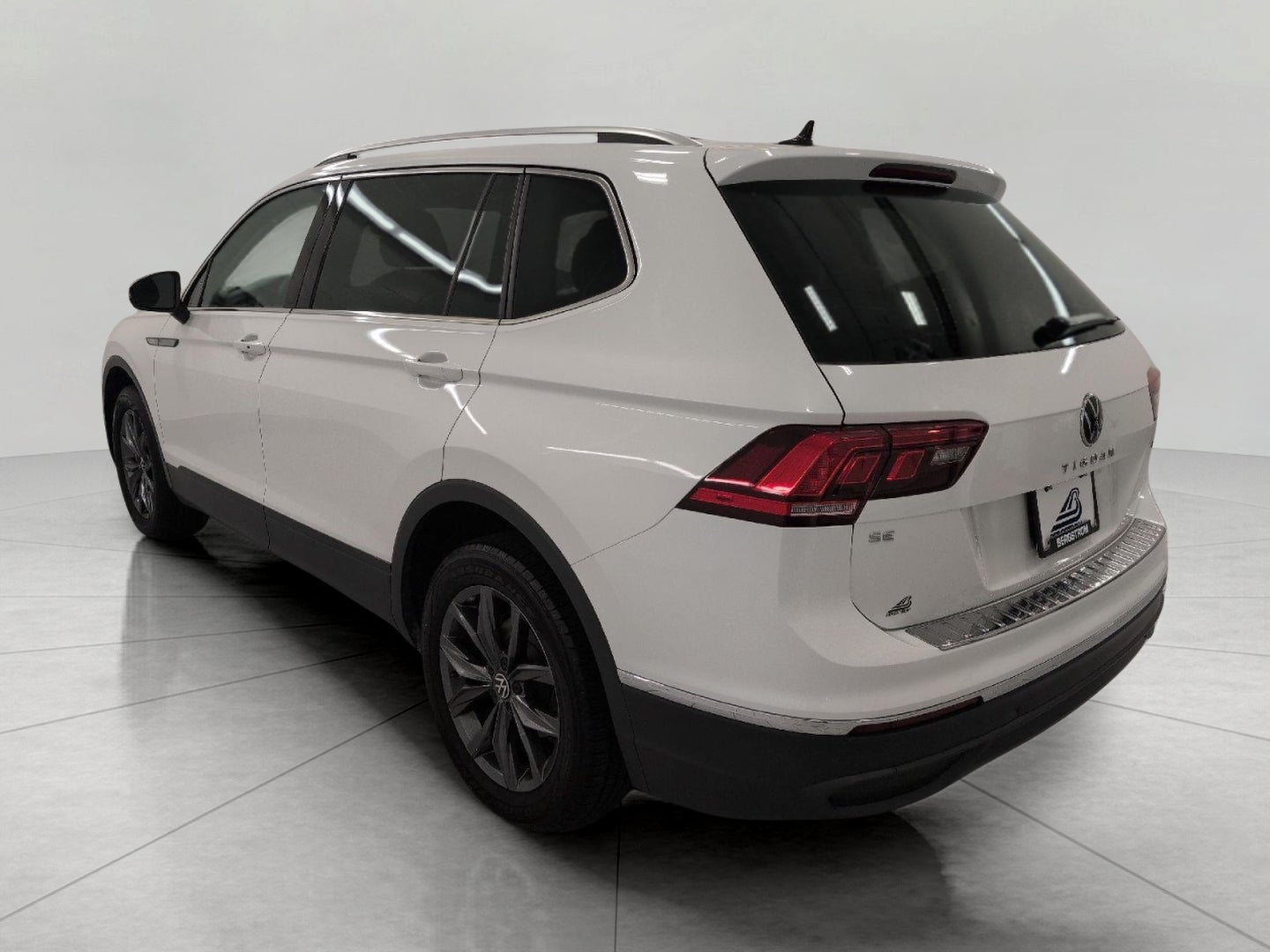 2023 Volkswagen Tiguan 2.0T SE 4MOTION