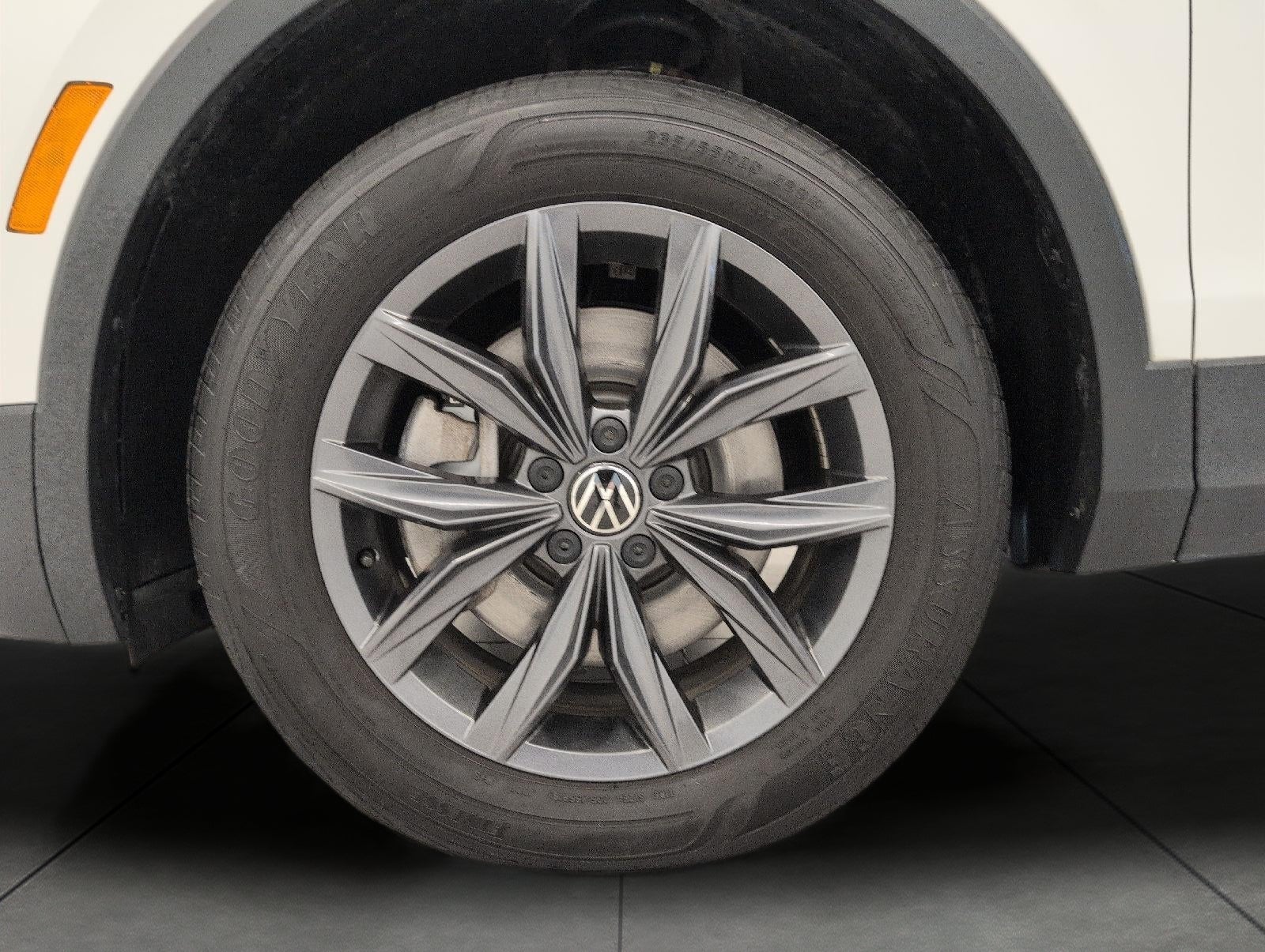 2023 Volkswagen Tiguan 2.0T SE 4MOTION