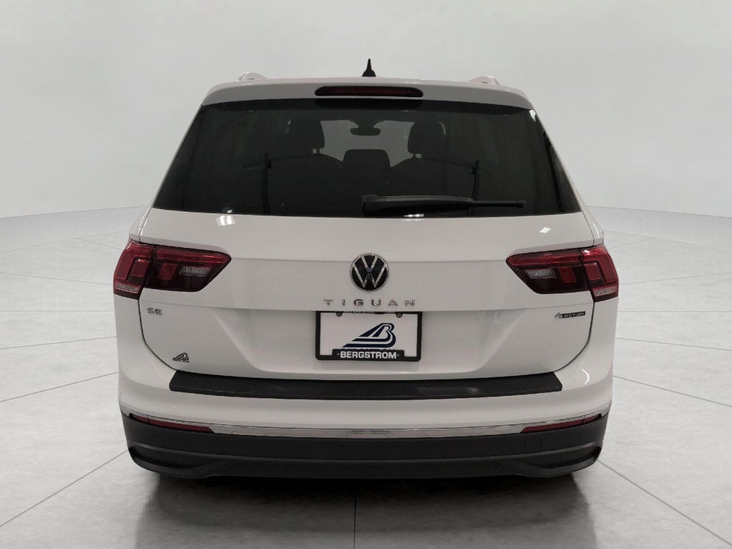 2024 Volkswagen Tiguan 2.0T SE 4MOTION