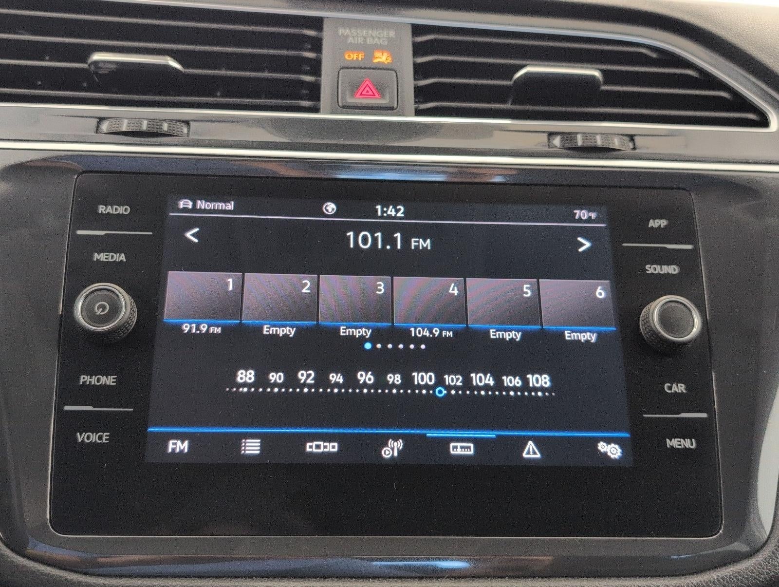 2024 Volkswagen Tiguan 2.0T SE 4MOTION
