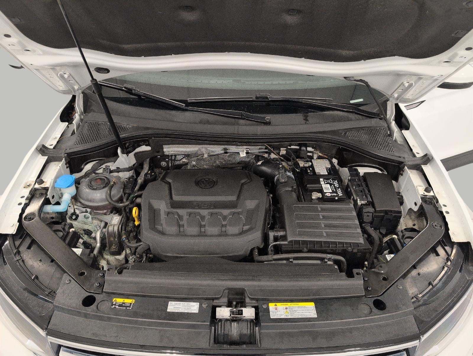 2024 Volkswagen Tiguan 2.0T SE 4MOTION