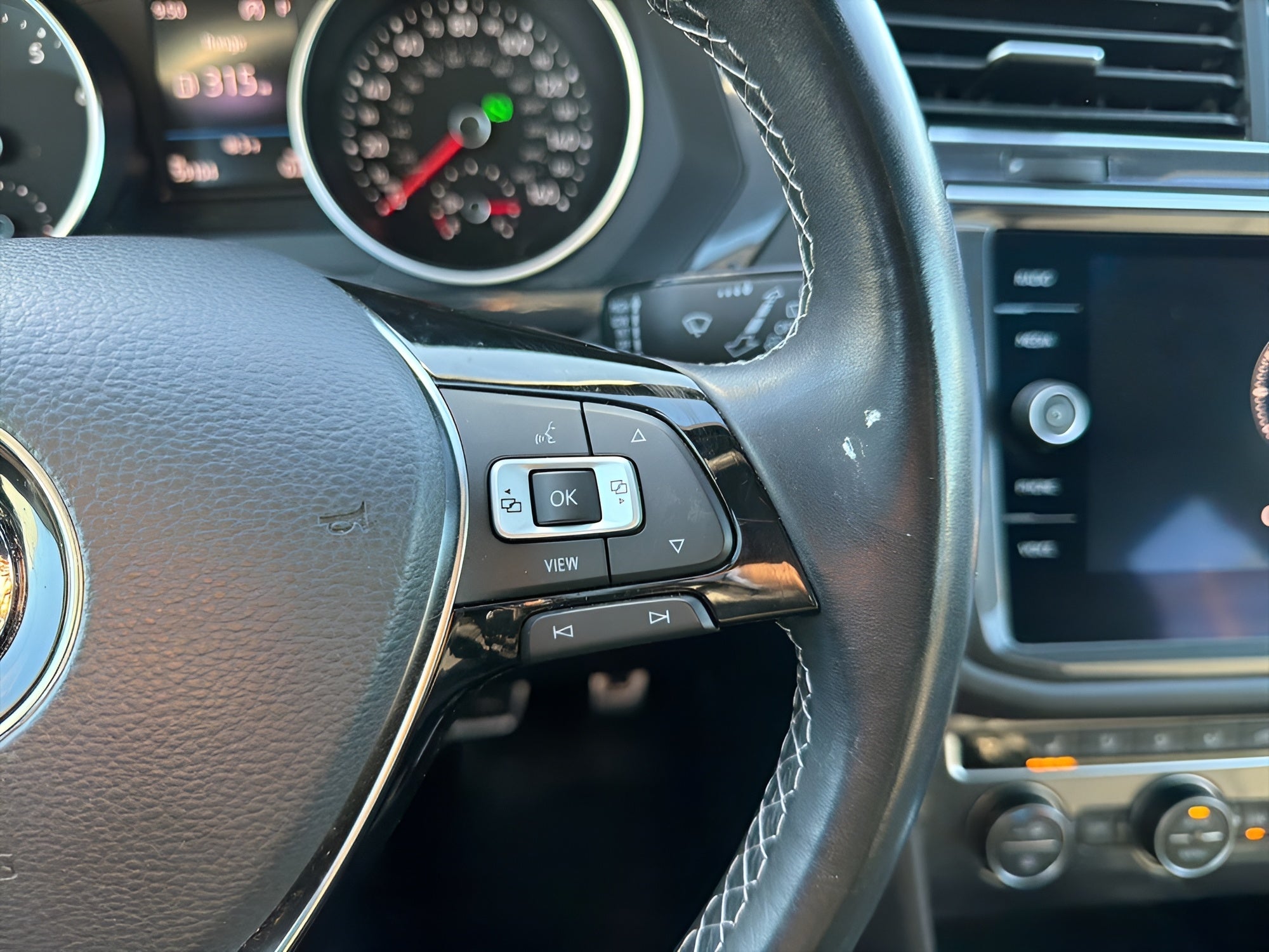 2020 Volkswagen Tiguan SPORT UTILITY