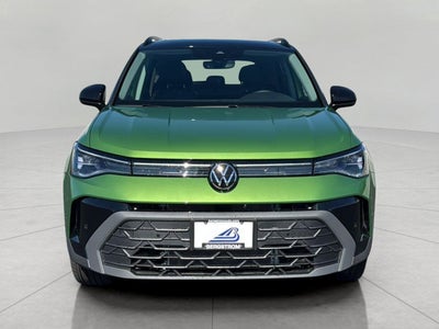 2026 Volkswagen Taos SE Black 4MOTION