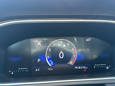 2026 Volkswagen Taos SE Black 4MOTION