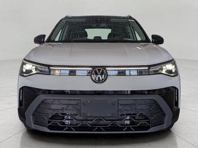 2026 Volkswagen Taos SE Black 4MOTION