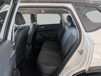 2026 Volkswagen Taos SE Black 4MOTION