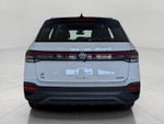 2026 Volkswagen Taos SE Black 4MOTION