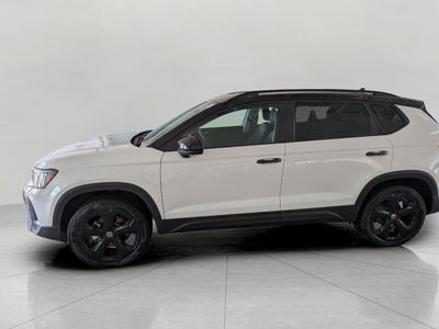 2026 Volkswagen Taos SE Black 4MOTION