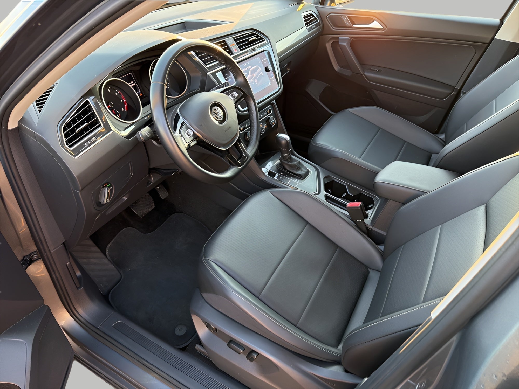 2019 Volkswagen Tiguan 2.0T SE FWD