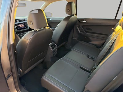 2019 Volkswagen Tiguan 2.0T SE FWD