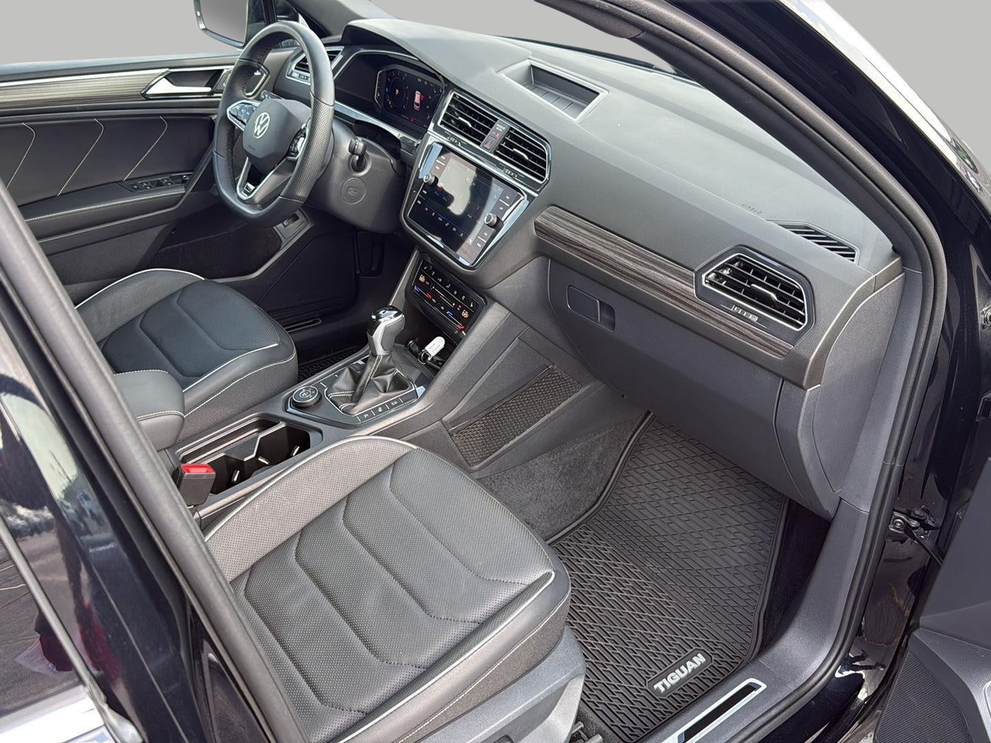 2024 Volkswagen Tiguan 2.0T SEL R-Line 4MOTION