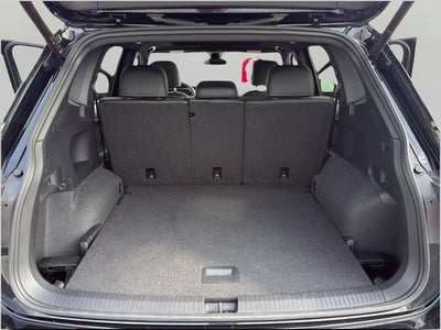 2024 Volkswagen Tiguan 2.0T SEL R-Line 4MOTION
