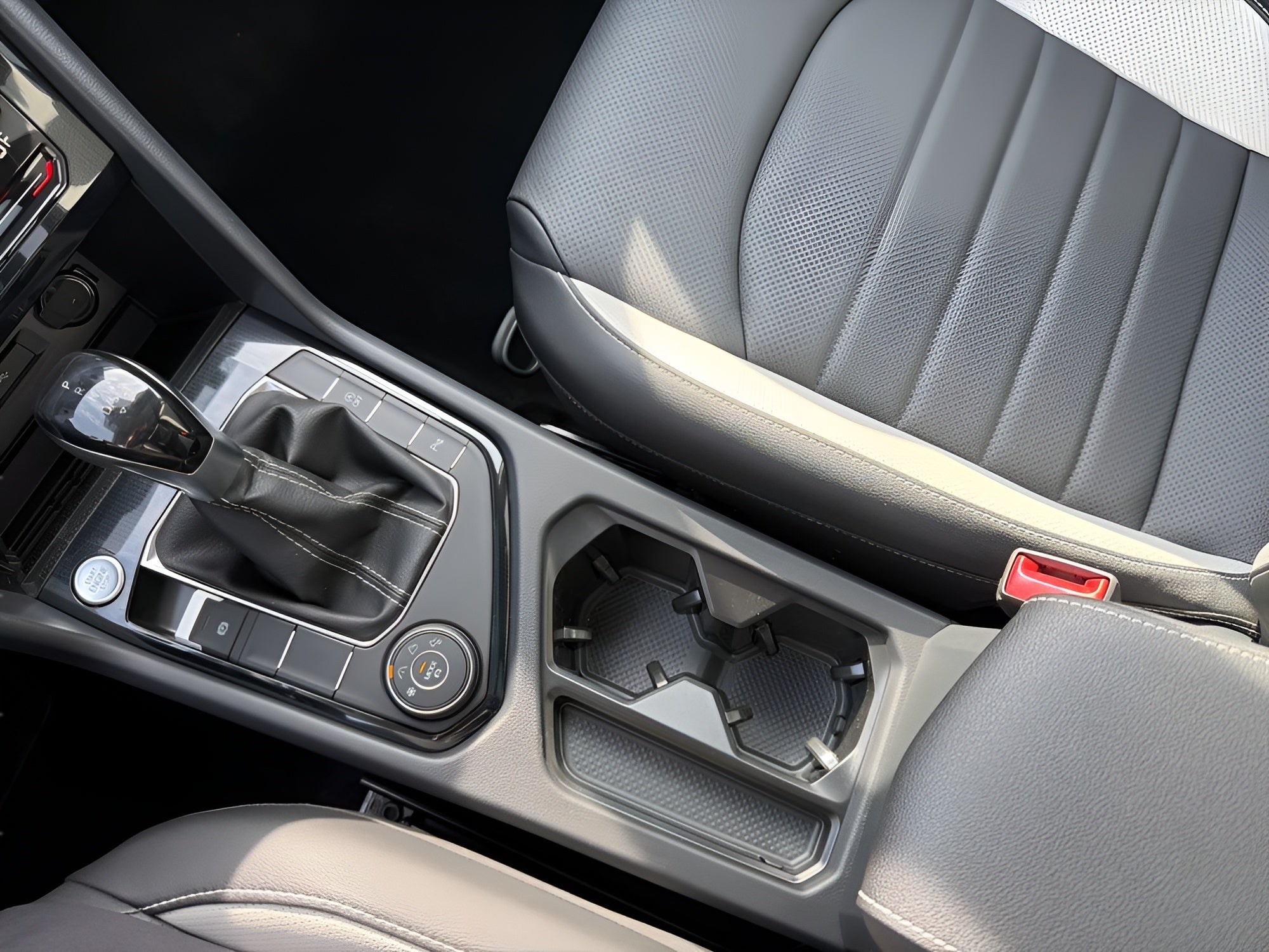 2026 Volkswagen Taos SEL 4MOTION