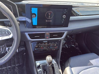 2026 Volkswagen Taos SEL 4MOTION