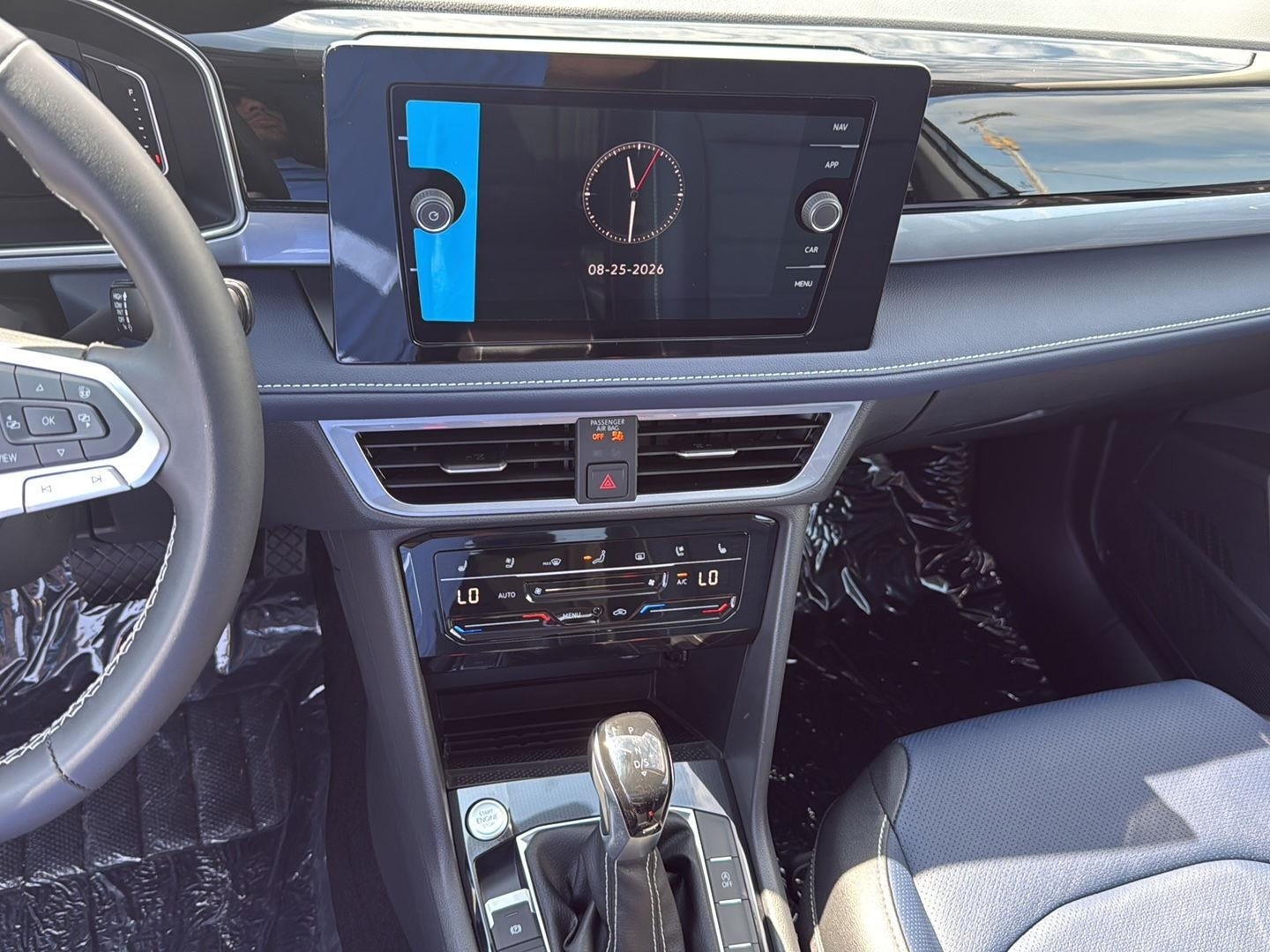 2026 Volkswagen Taos SEL 4MOTION