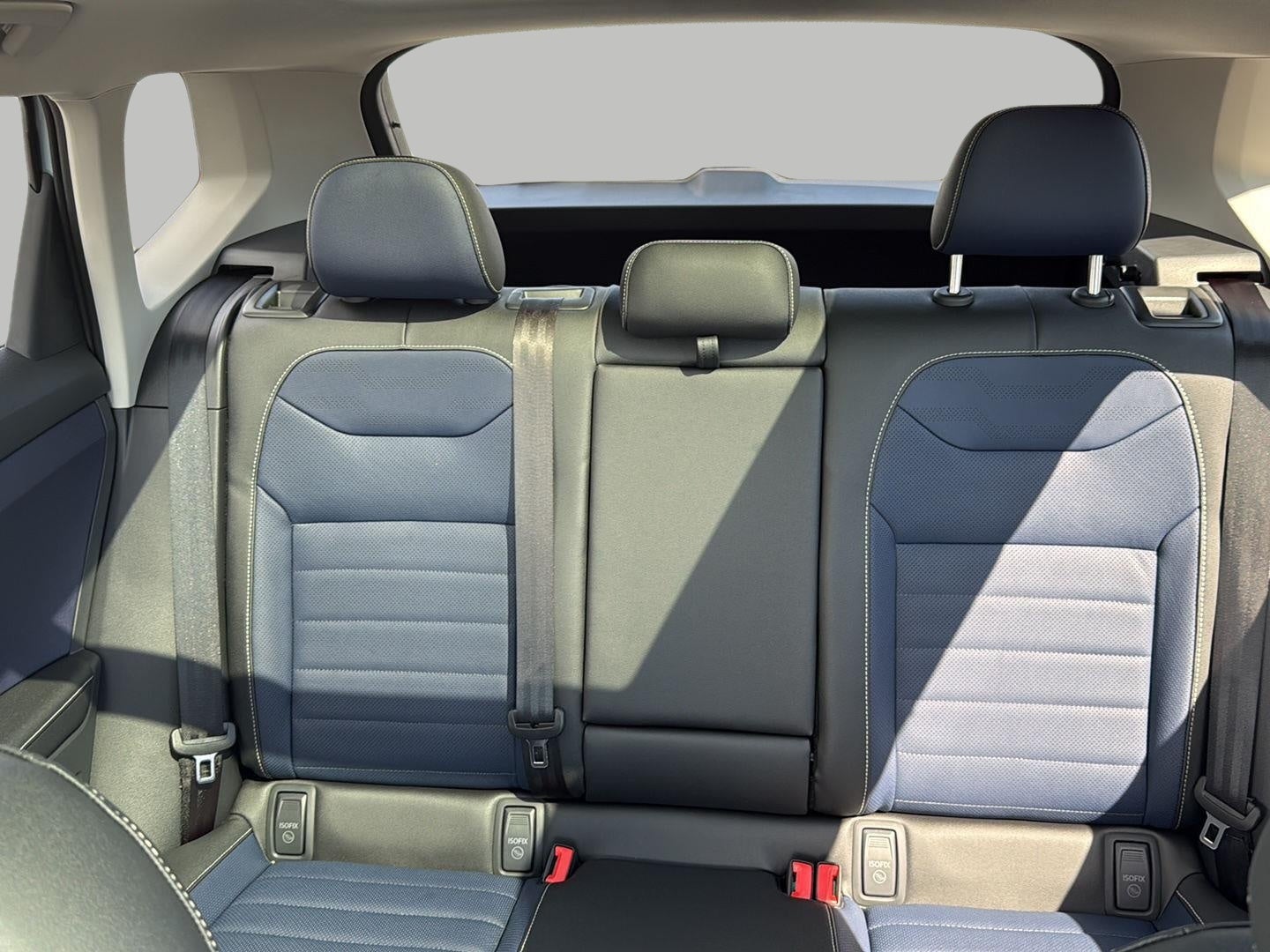 2026 Volkswagen Taos SEL 4MOTION