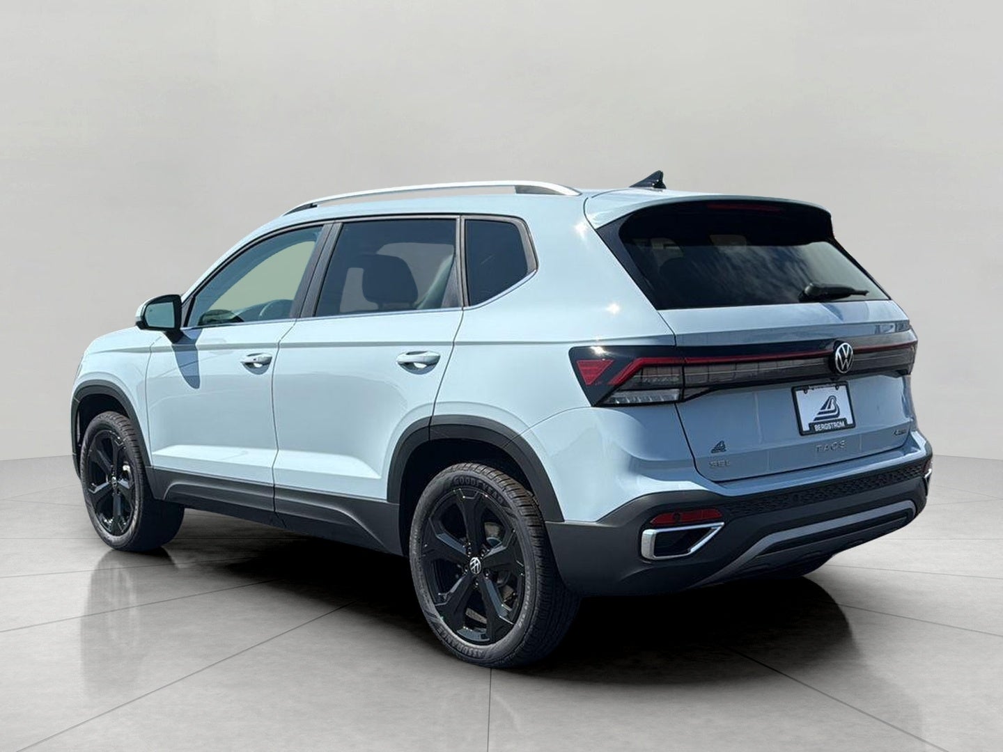 2026 Volkswagen Taos SEL 4MOTION