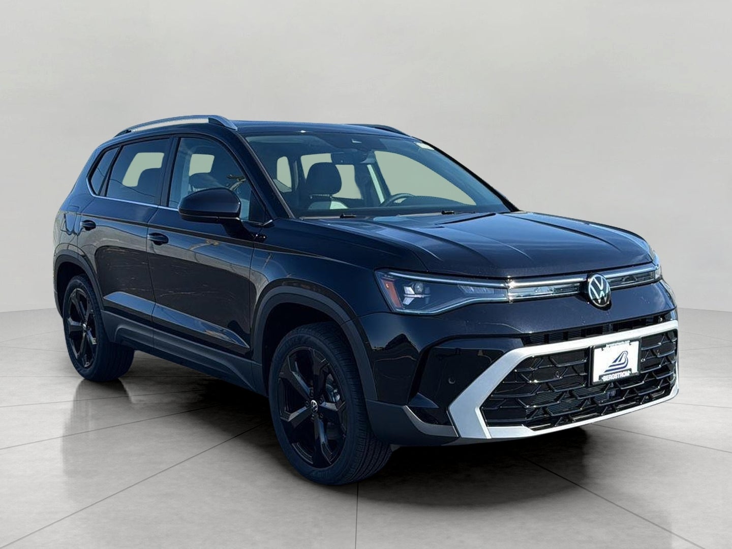 2027 Volkswagen Taos SEL 4MOTION