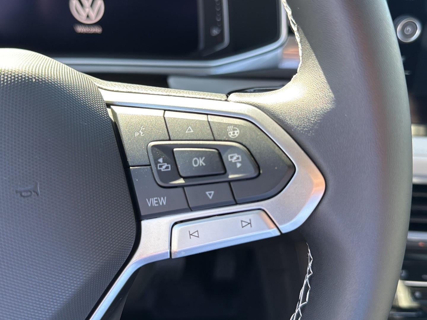 2027 Volkswagen Taos SEL 4MOTION