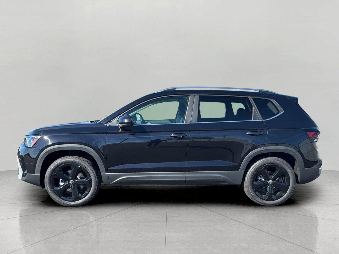 2027 Volkswagen Taos SEL 4MOTION