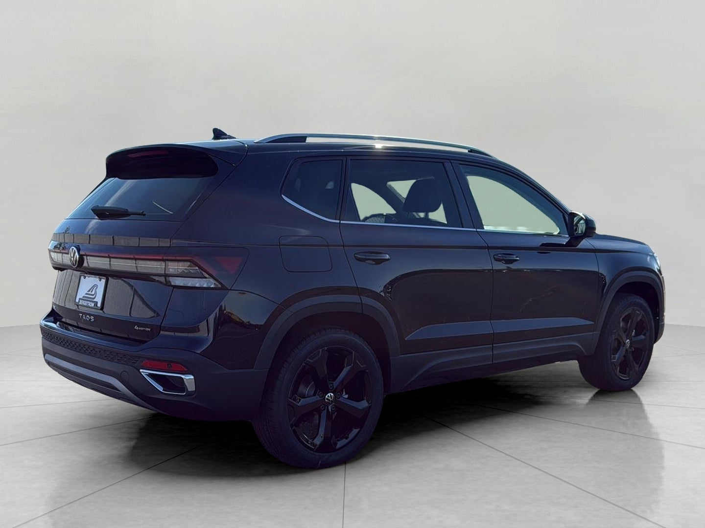 2027 Volkswagen Taos SEL 4MOTION