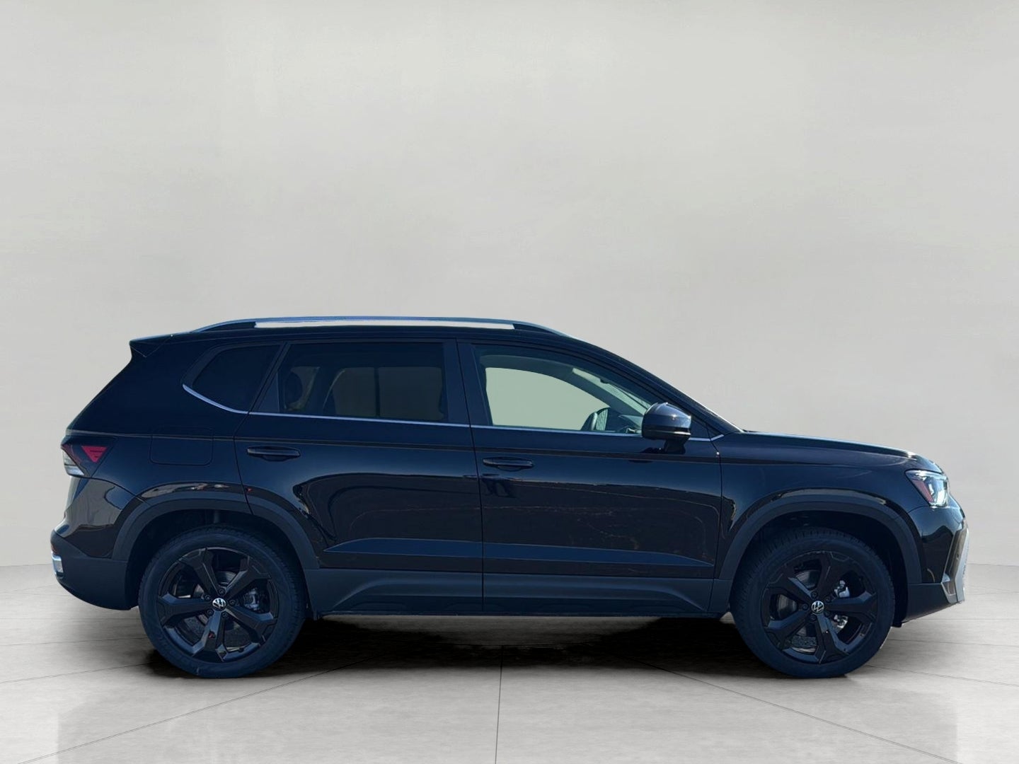 2027 Volkswagen Taos SEL 4MOTION